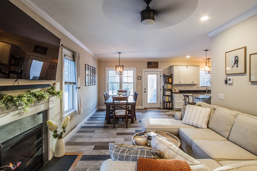 36 Compass Point Dr 36