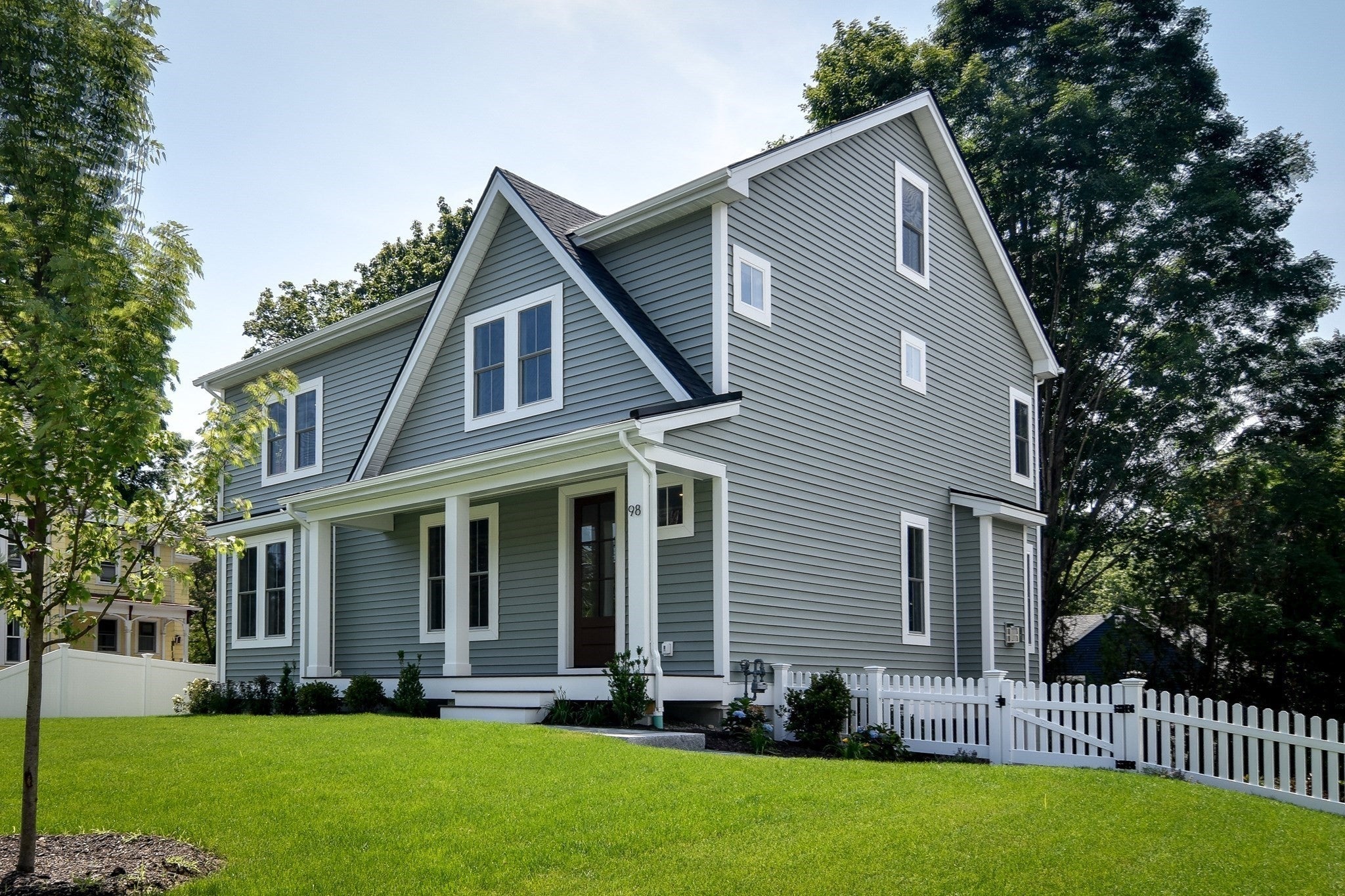 98 W Central St