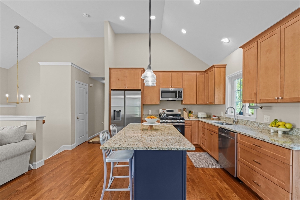 983 Stonegate Landing