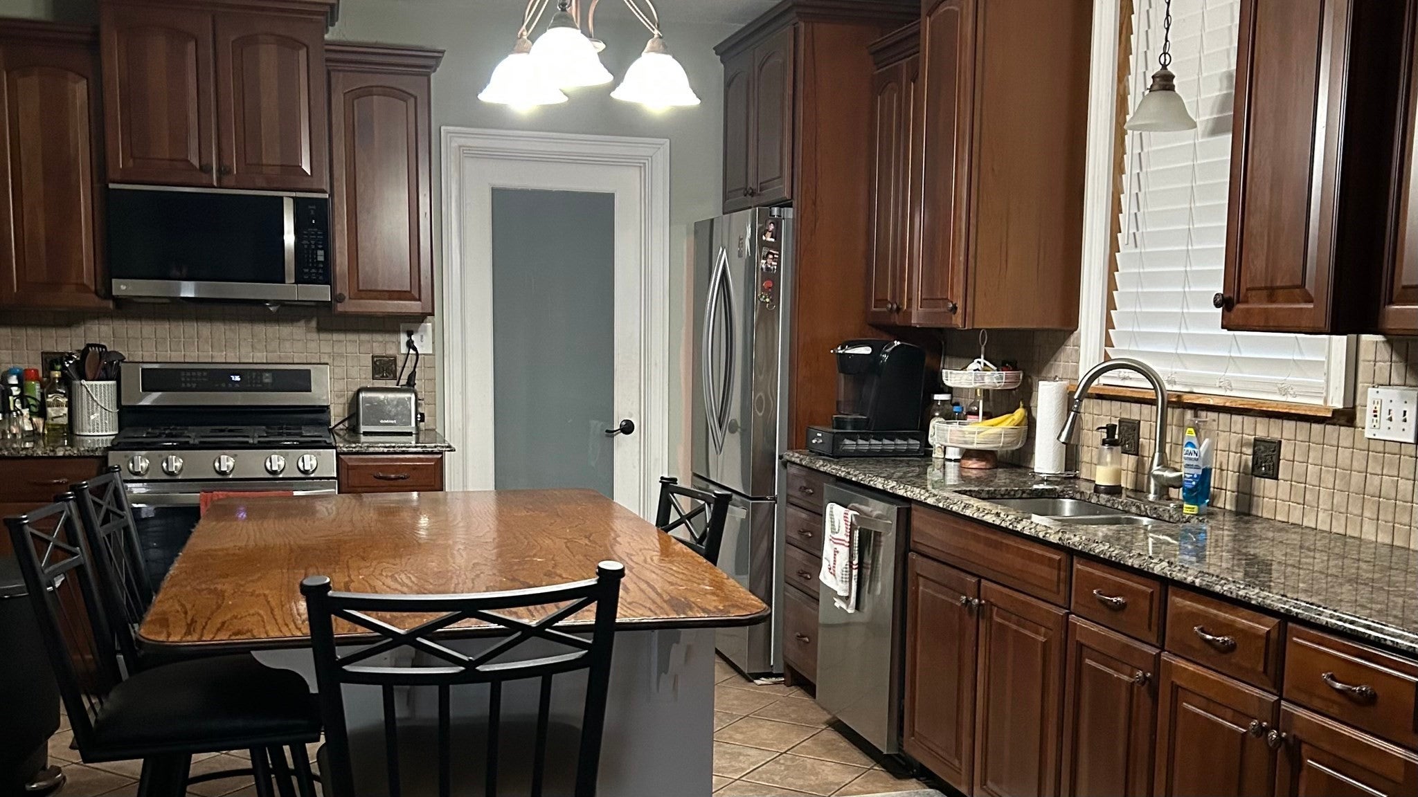 681 Mill St, Agawam, MA, 681 Mill St, Agawam, MA Photo #7