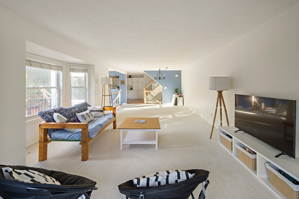 73 Half Crown Cir 73