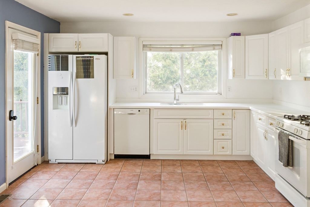 73 Half Crown Cir 73