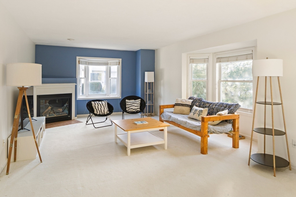 73 Half Crown Cir 73