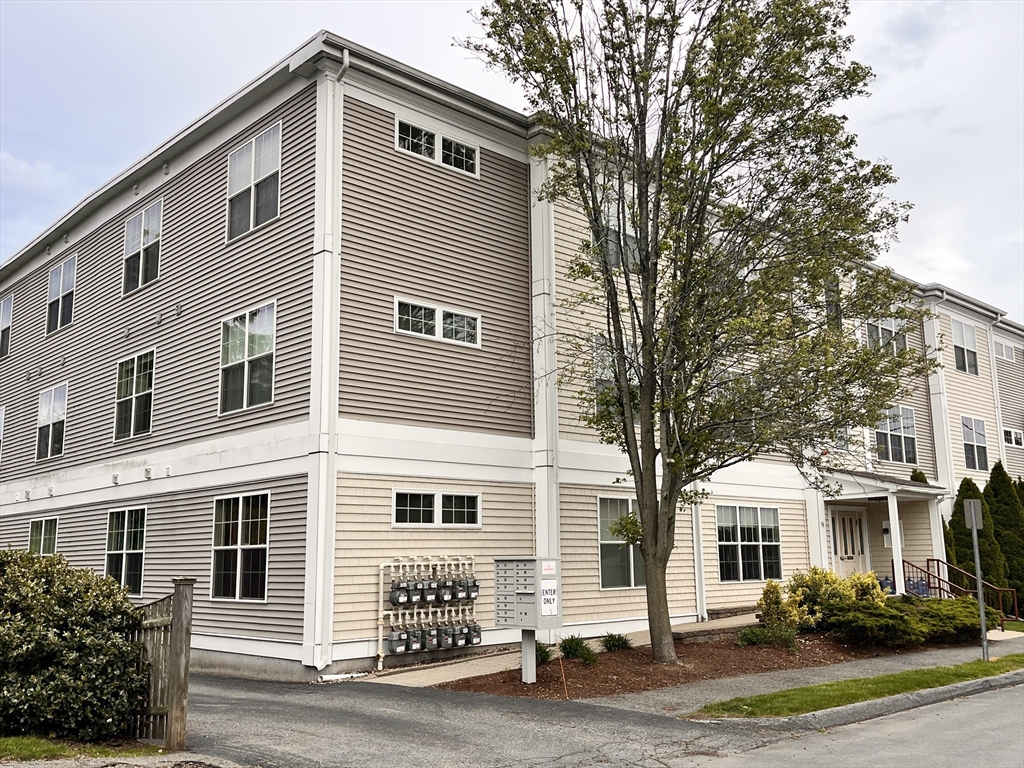 Photo of 16 Margin St, Lynn, MA