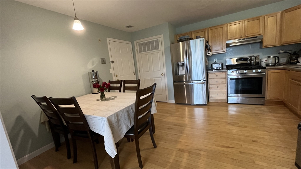 16 Margin St #8, Lynn, MA Photo #7