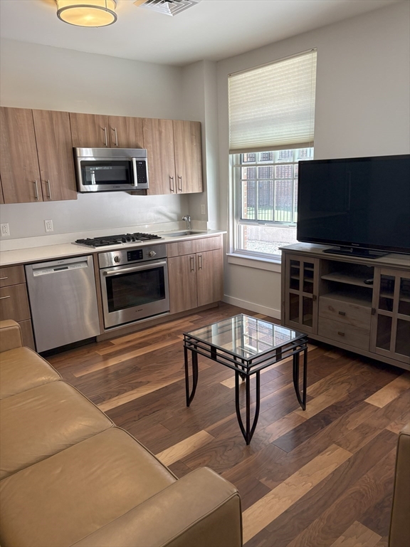 45 1st Ave 111