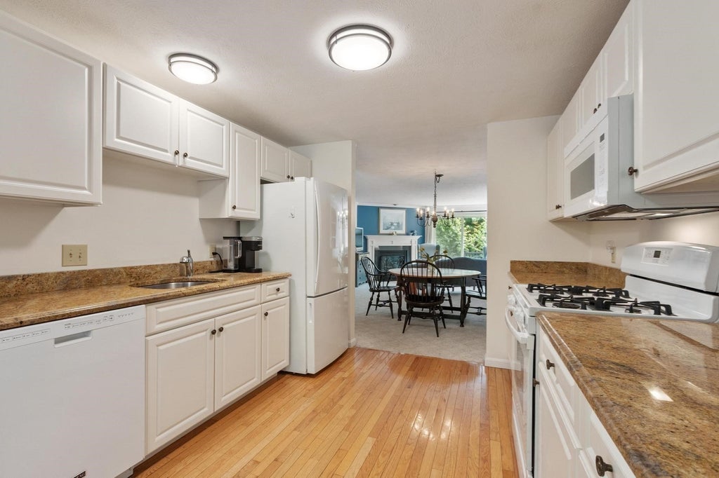 Photo of 197 Bridle Cross Rd #197, Fitchburg, MA 01420 (MLS # 73594959)