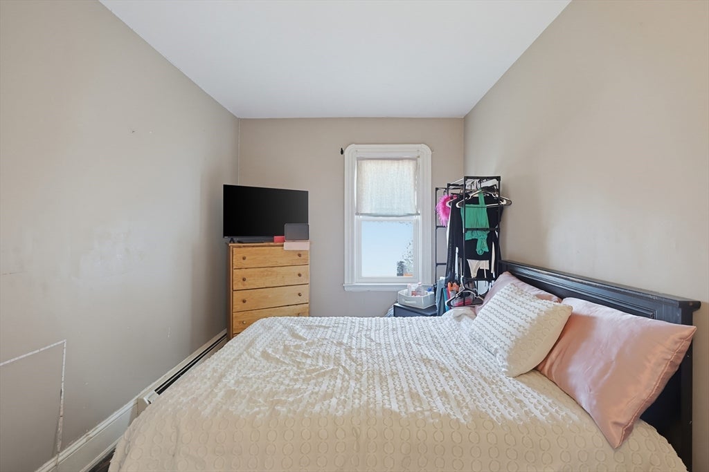 65 Arlington St, New Bedford, MA, 65 Arlington St, New Bedford, MA Photo #10