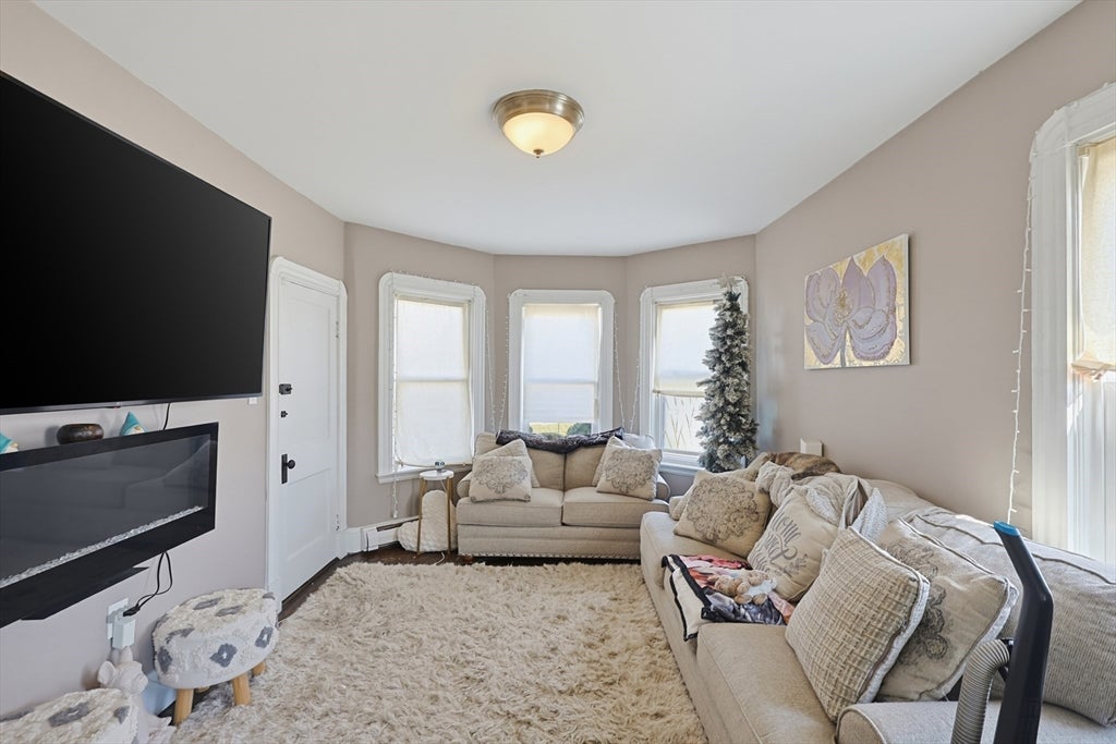 65 Arlington St, New Bedford, MA, 65 Arlington St, New Bedford, MA Photo #5