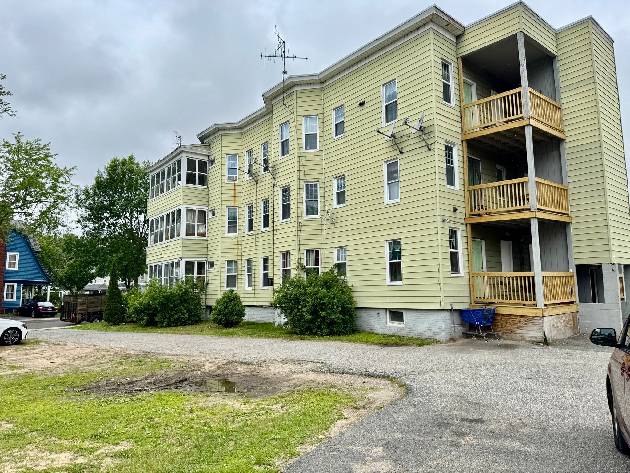 15-19 Litchfield St, Springfield, MA Photo #42
