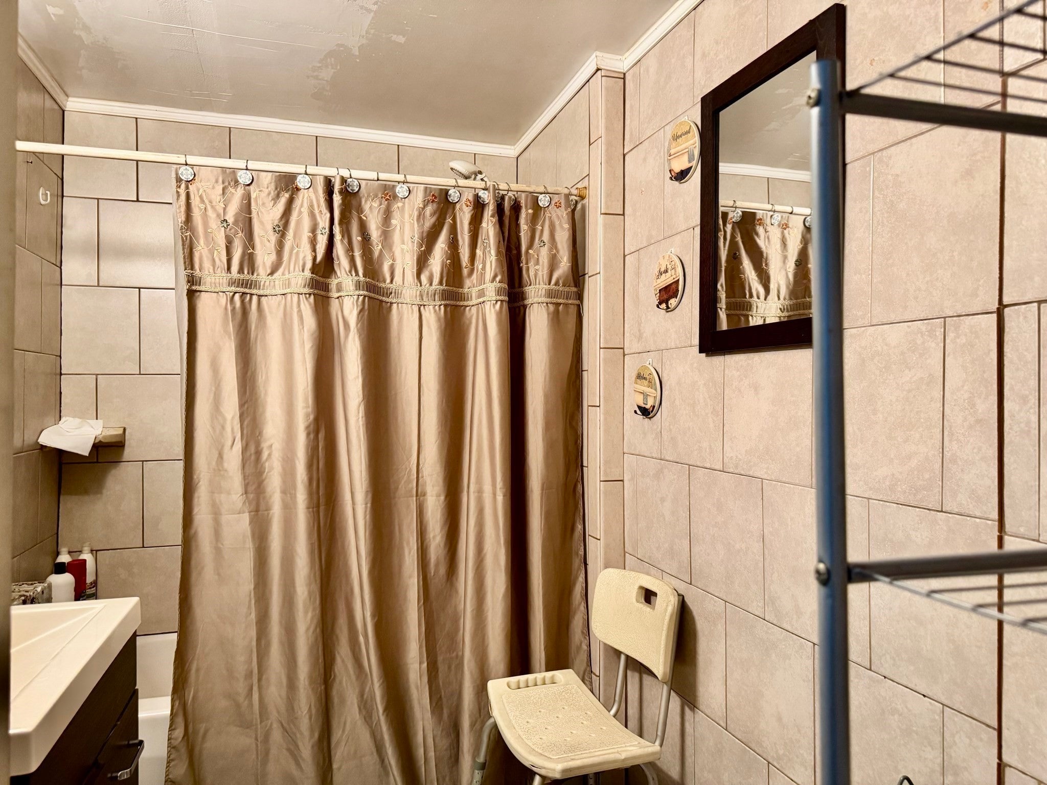 15-19 Litchfield St, Springfield, MA Photo #11