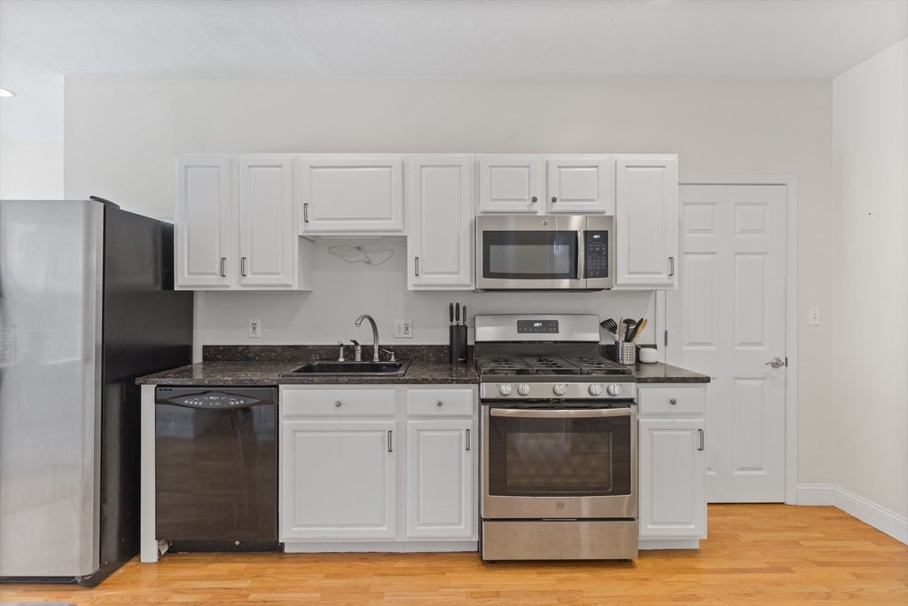 23 Dorchester St #1, Boston, MA, 23 Dorchester St #1, Boston, MA Photo #4