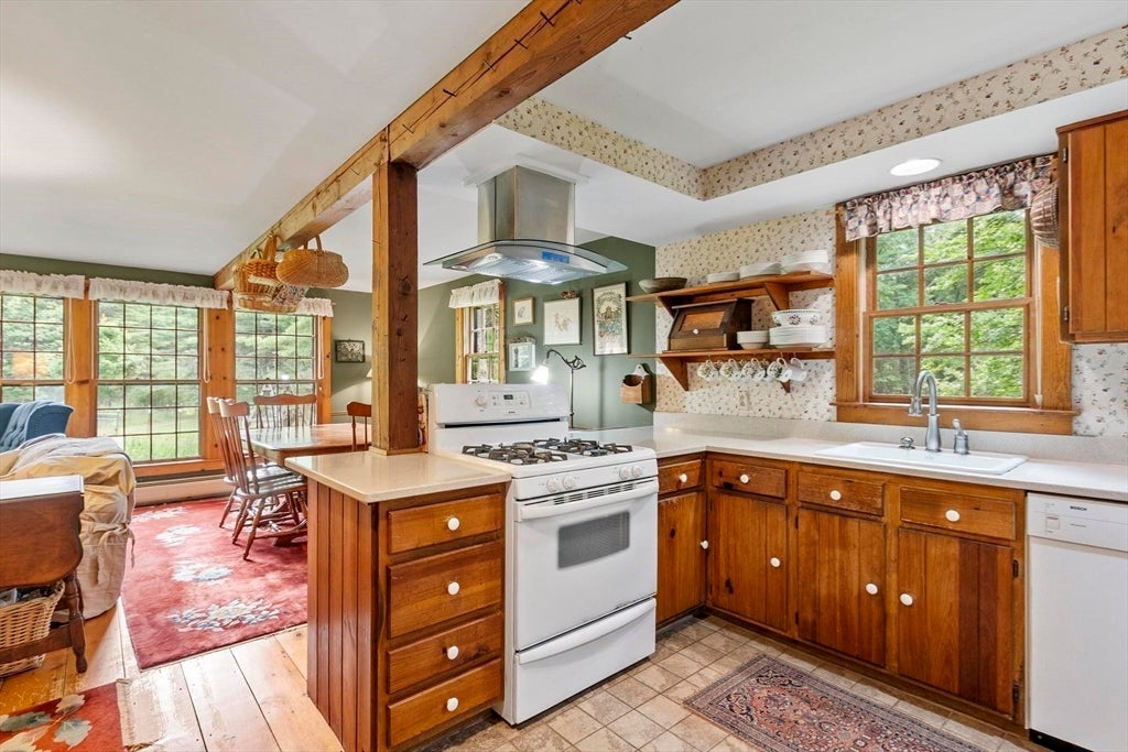 81 Vinton Pond Rd, Townsend, MA, 81 Vinton Pond Rd, Townsend, MA Photo #10