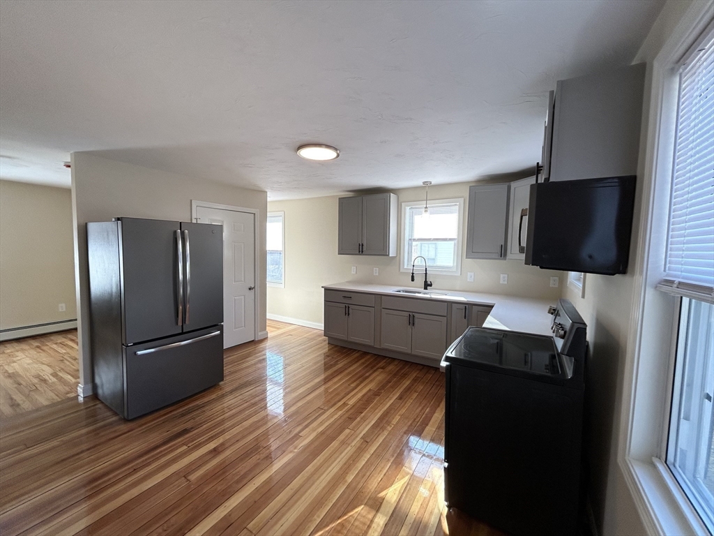 182 Smith St. 2