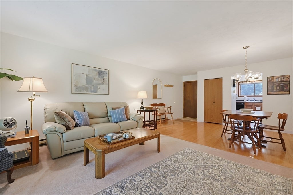 74 Highwood Dr #74, Franklin, MA Photo #4