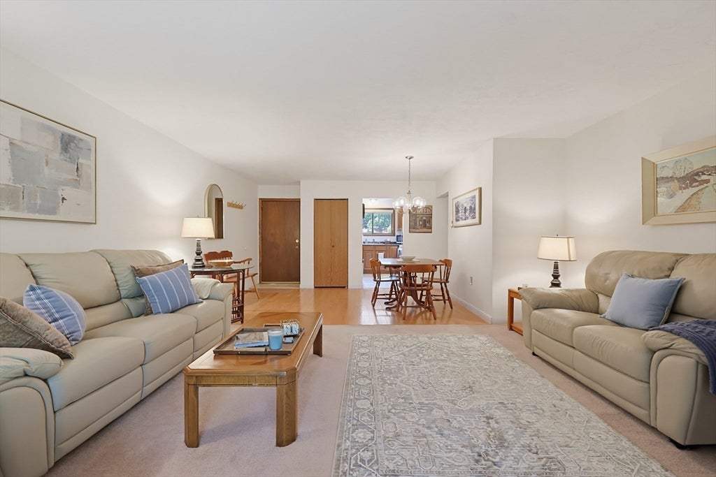 74 Highwood Dr #74, Franklin, MA Photo #6