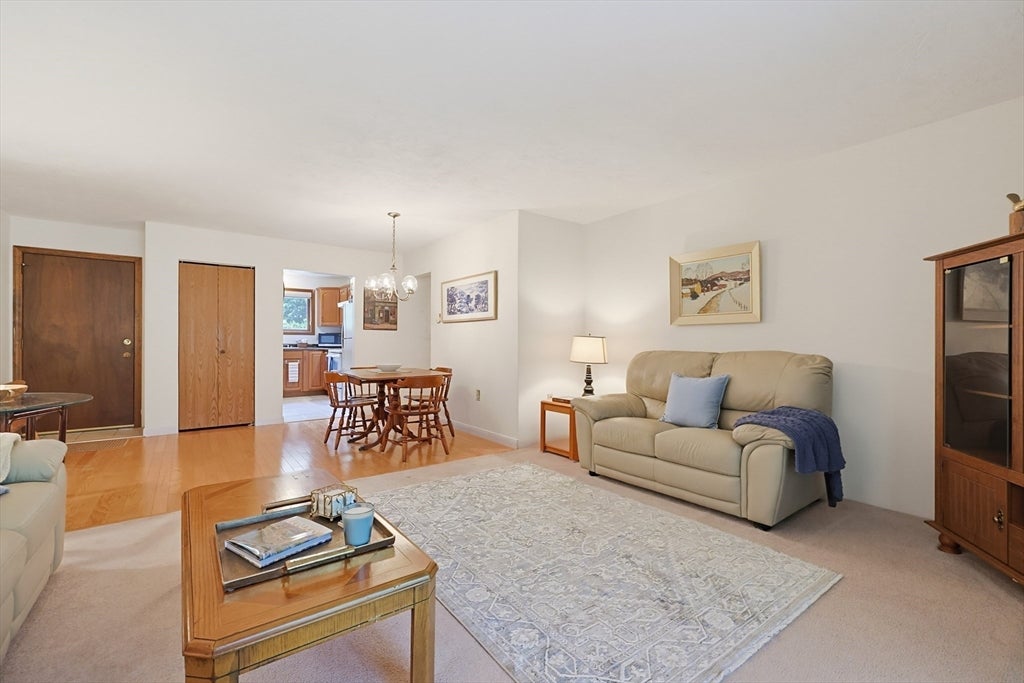 74 Highwood Dr #74, Franklin, MA Photo #5