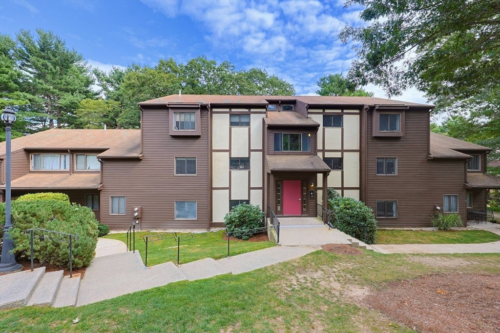 74 Highwood Dr #74, Franklin, MA Photo #1