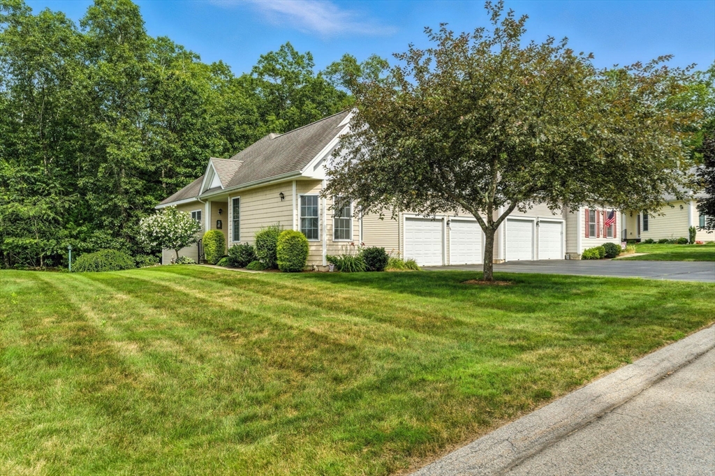 35 Andrews Dr 35