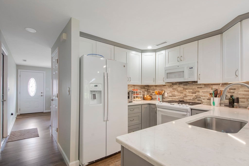 3 Frongillo Farm Rd, Worcester, MA, 3 Frongillo Farm Rd, Worcester, MA Photo #7