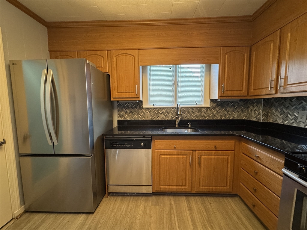 722 Adams Street 2