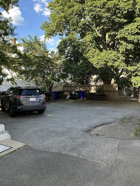 82 West Street