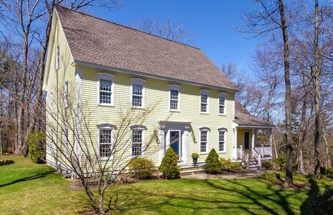 22 Long Hill Rd Georgetown MA 01833
