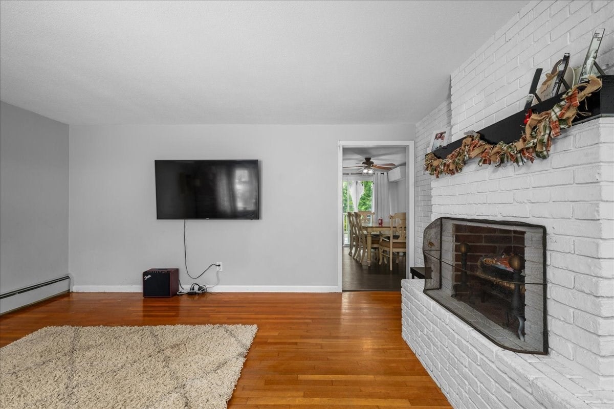 3 Vine St