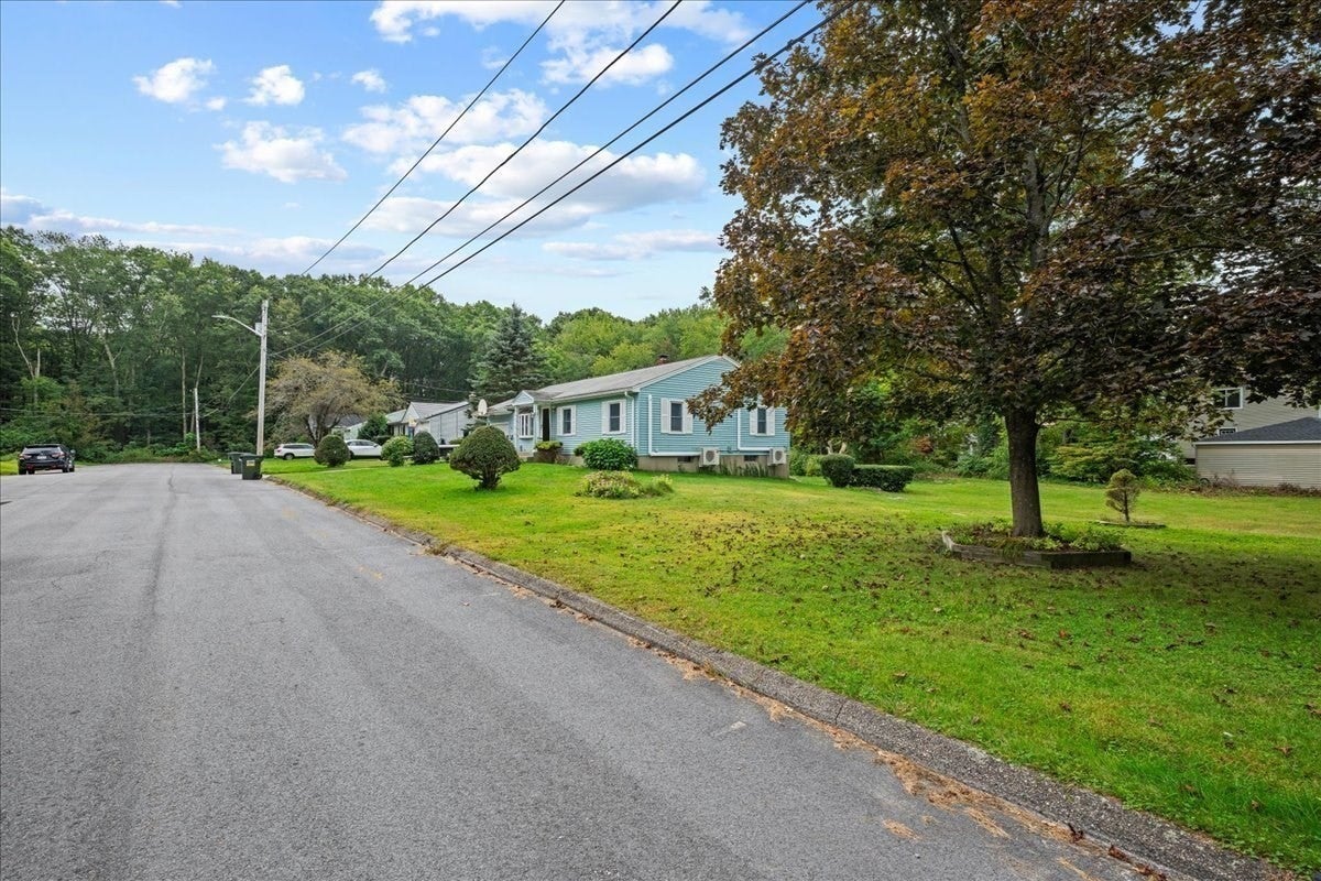 3 Vine St, Webster, MA, 3 Vine St, Webster, MA Photo #22