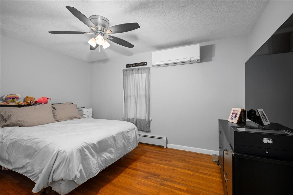3 Vine St, Webster, MA, 3 Vine St, Webster, MA Photo #10