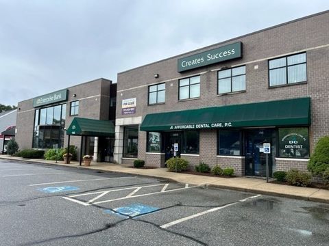 1168 Lakeview Dracut MA 01826