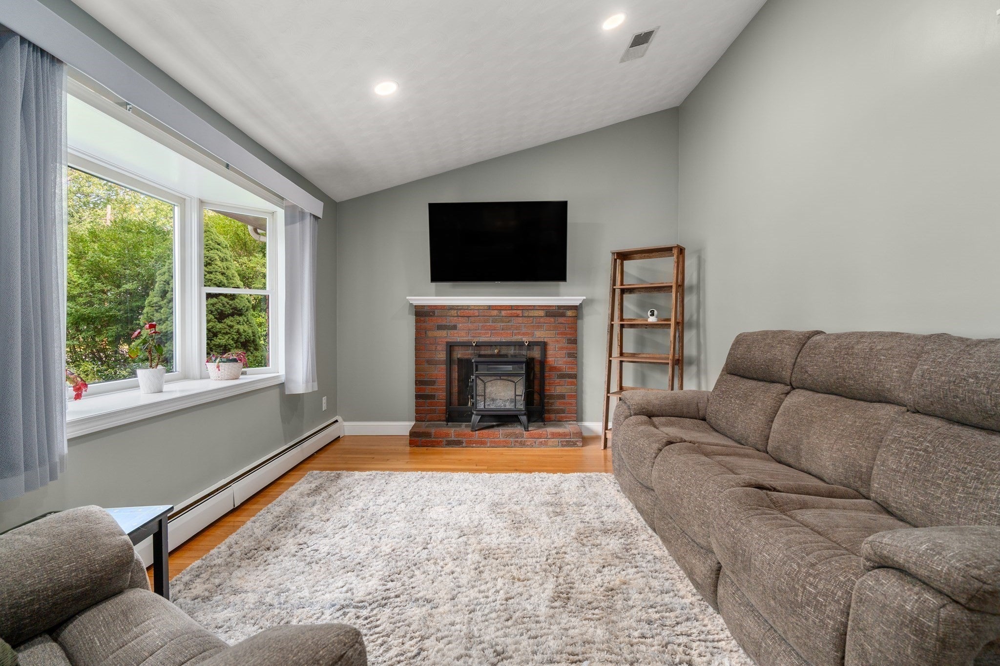 18 Julie Ave, Brockton, MA, 18 Julie Ave, Brockton, MA Photo #11