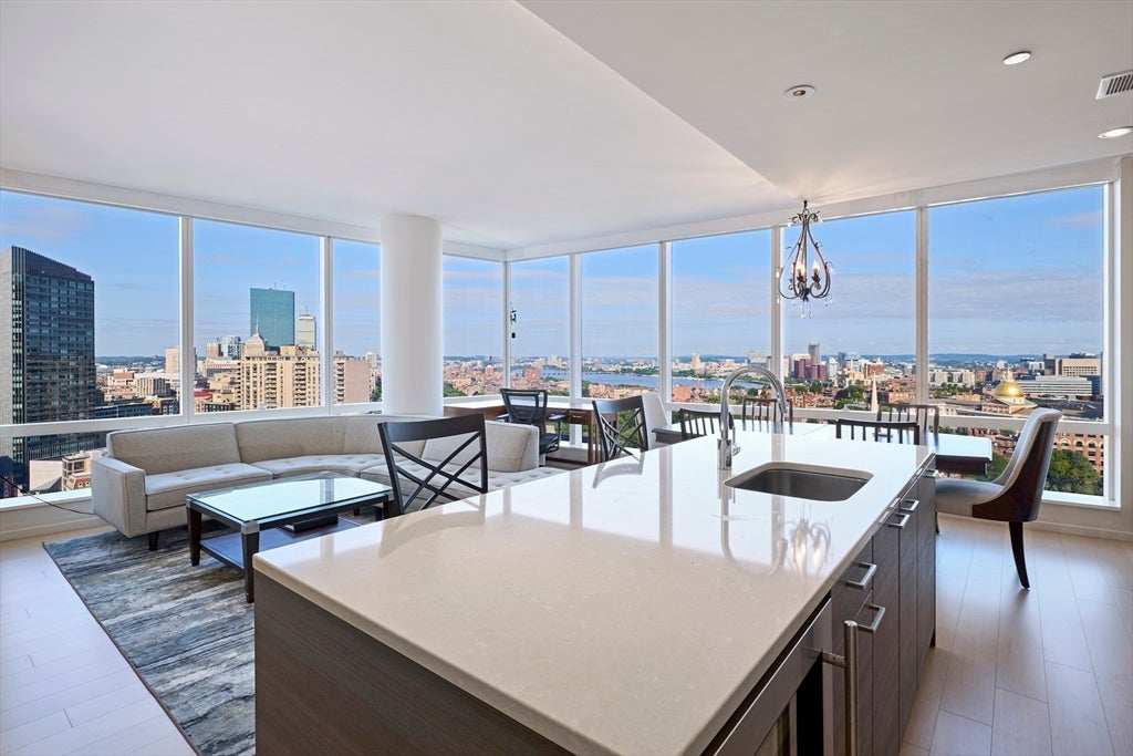 1 Franklin St 2603