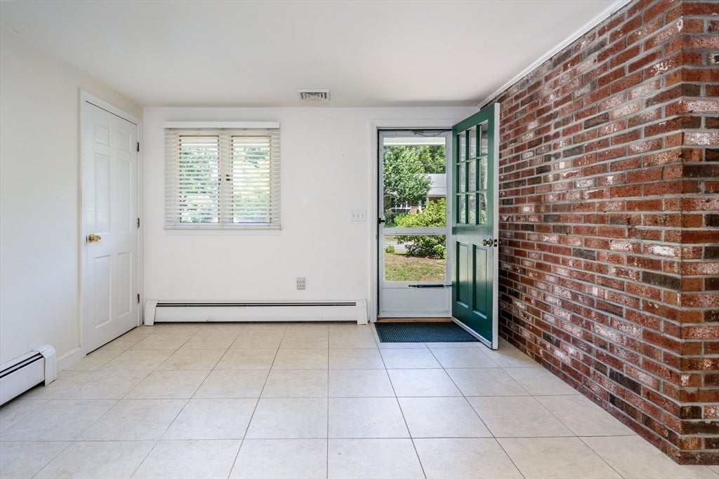 63 White Rock Road, Yarmouth, MA Photo #6