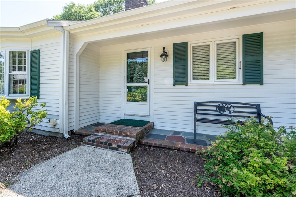 63 White Rock Road, Yarmouth, MA Photo #5