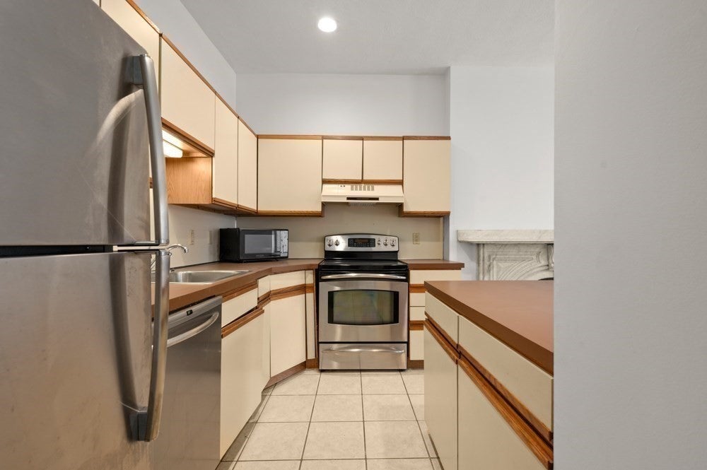 664 Massachusetts Ave #4, Boston, MA Photo #14