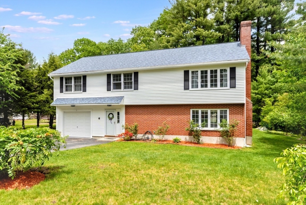 5 Prouty Rd