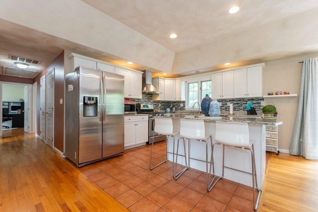 5 Prouty Rd