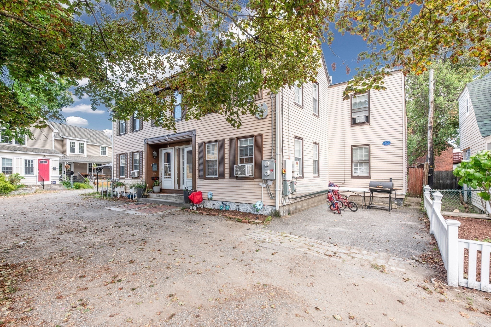 67-69 Central St