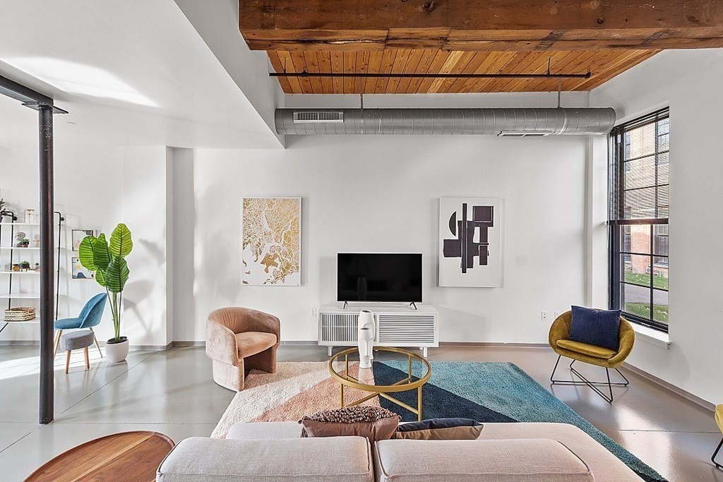 160 Water St 23