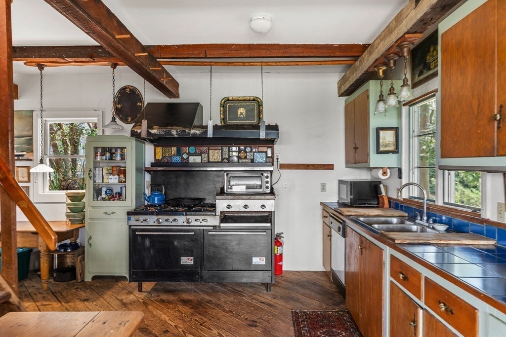 95 Grandview Avenue, Marshfield, MA Photo #16