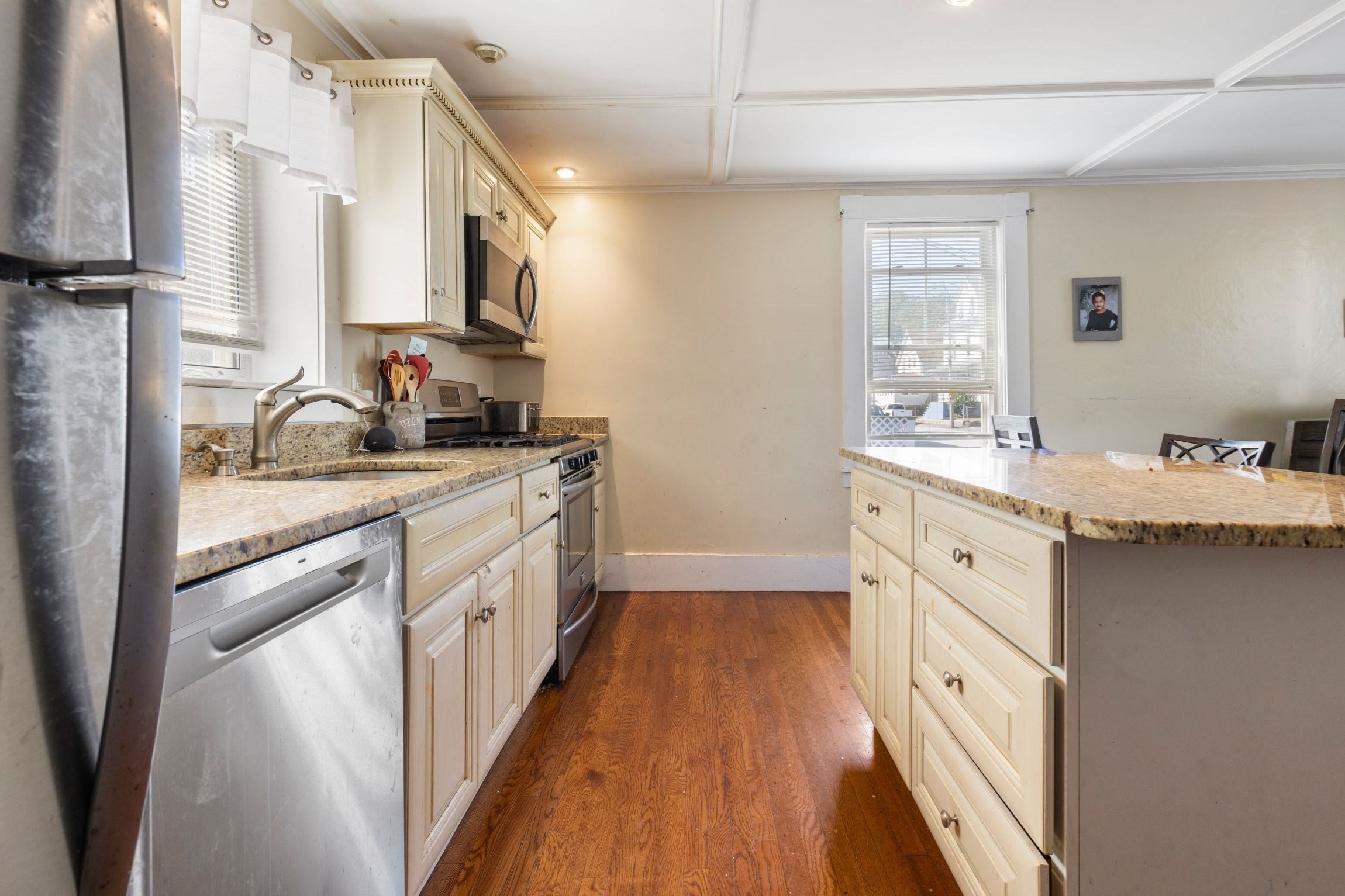 19 Sadler Street ST, Gloucester, MA Photo #10