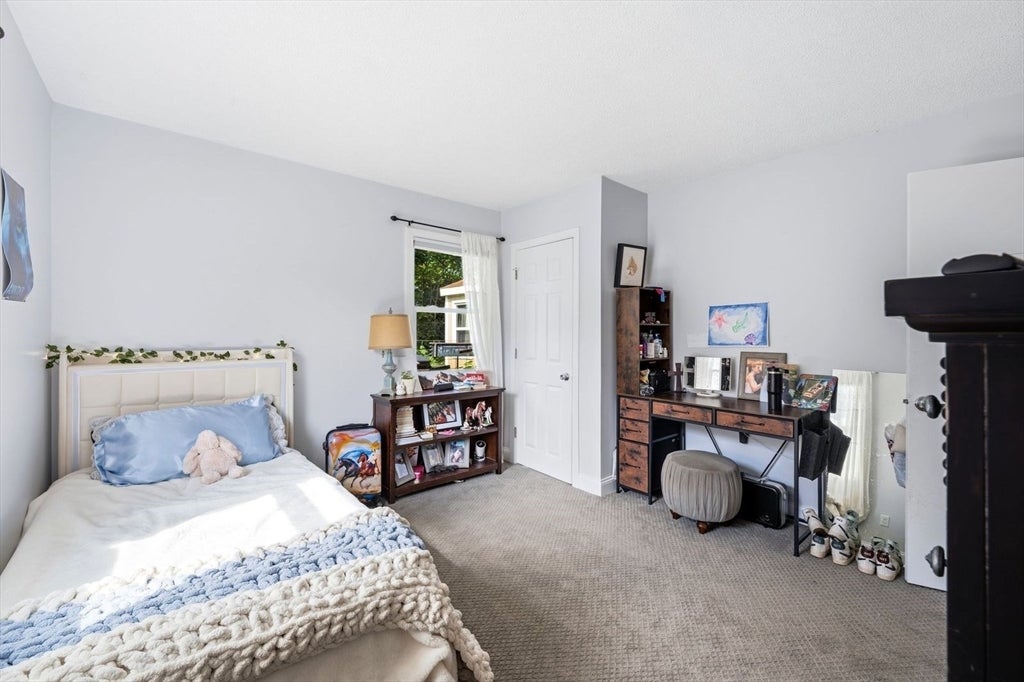 33 Deer Pond Drive, Leicester, MA Photo #16