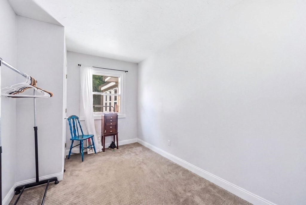 33 Deer Pond Drive, Leicester, MA Photo #19
