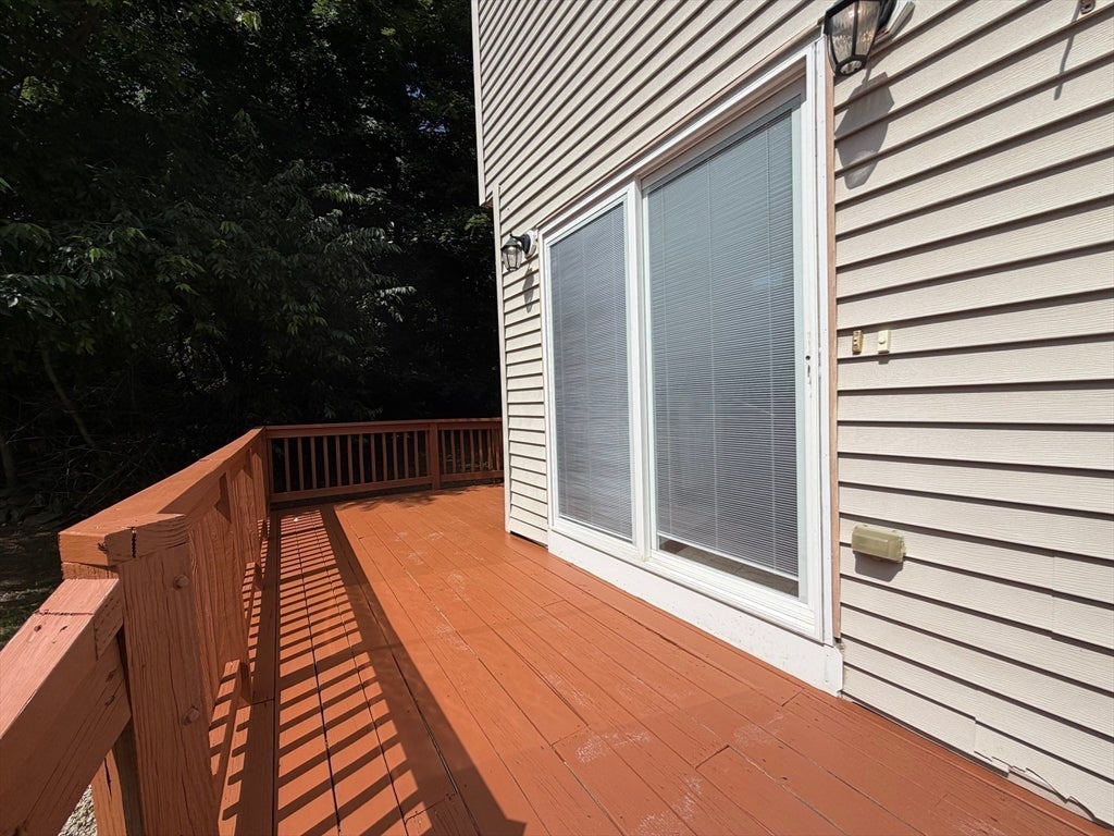 46 Winneconnett Rd, Worcester, MA Photo #15