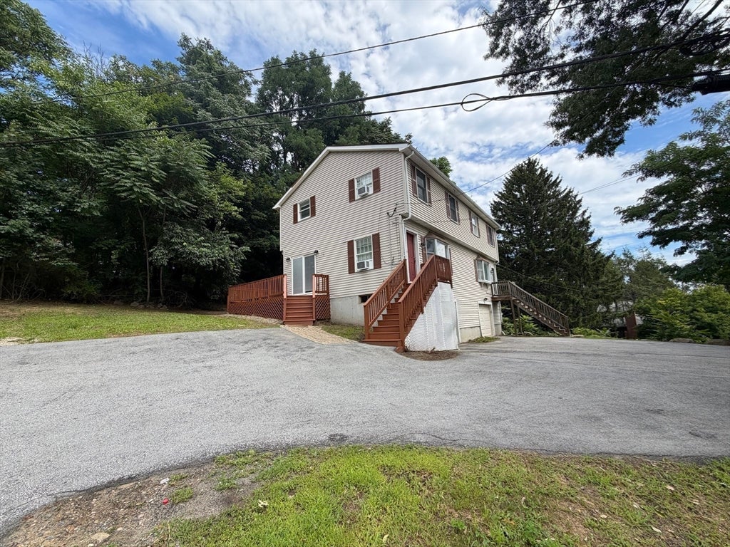 46 Winneconnett Rd, Worcester, MA Photo #16
