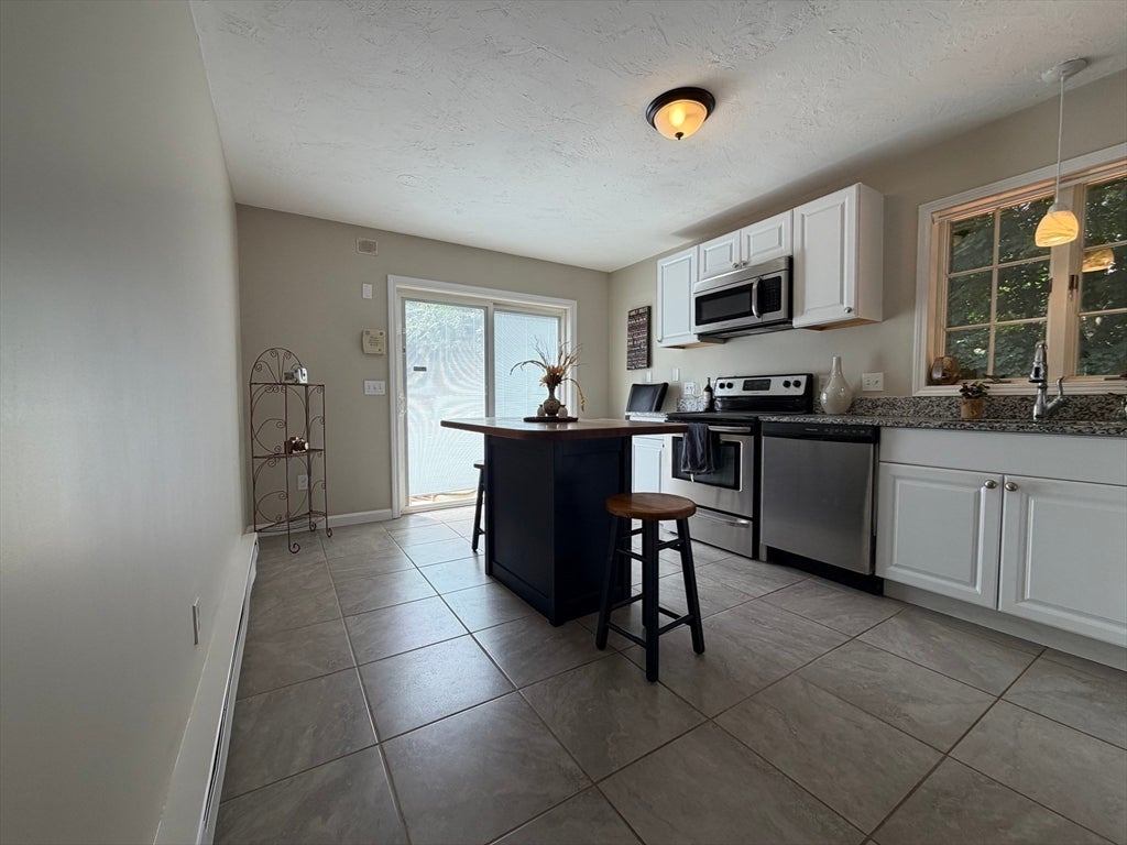 46 Winneconnett Rd, Worcester, MA Photo #14