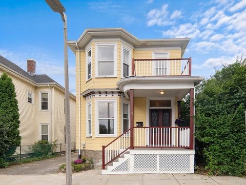 8 Thornley St Boston MA 02125