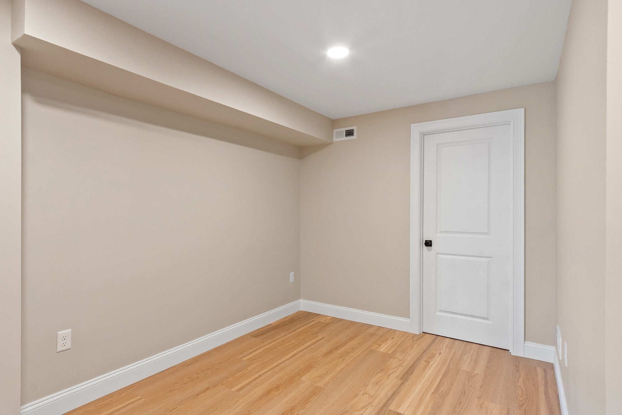 23 Prospect St #1, Fitchburg, MA Photo #36