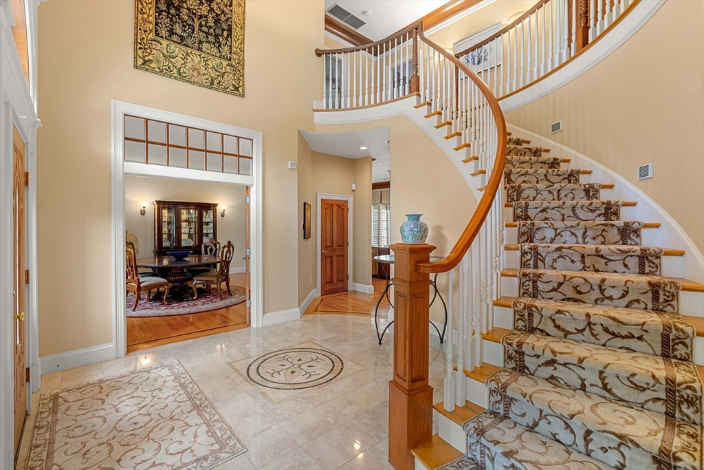 16 Woodberry Way